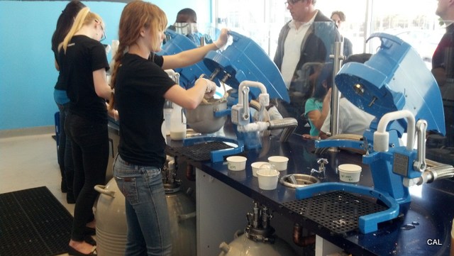 1-IMG_20130427_152440_980